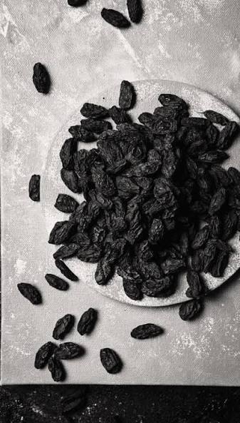 Black Raisins