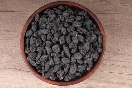Black Raisins