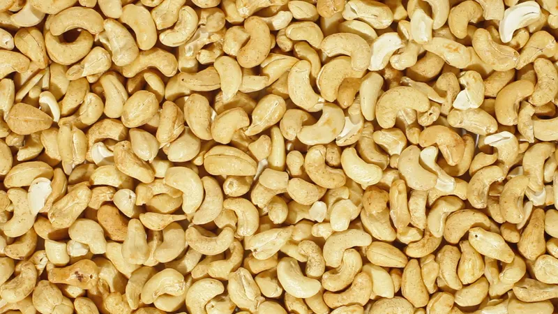 Cashew kernels